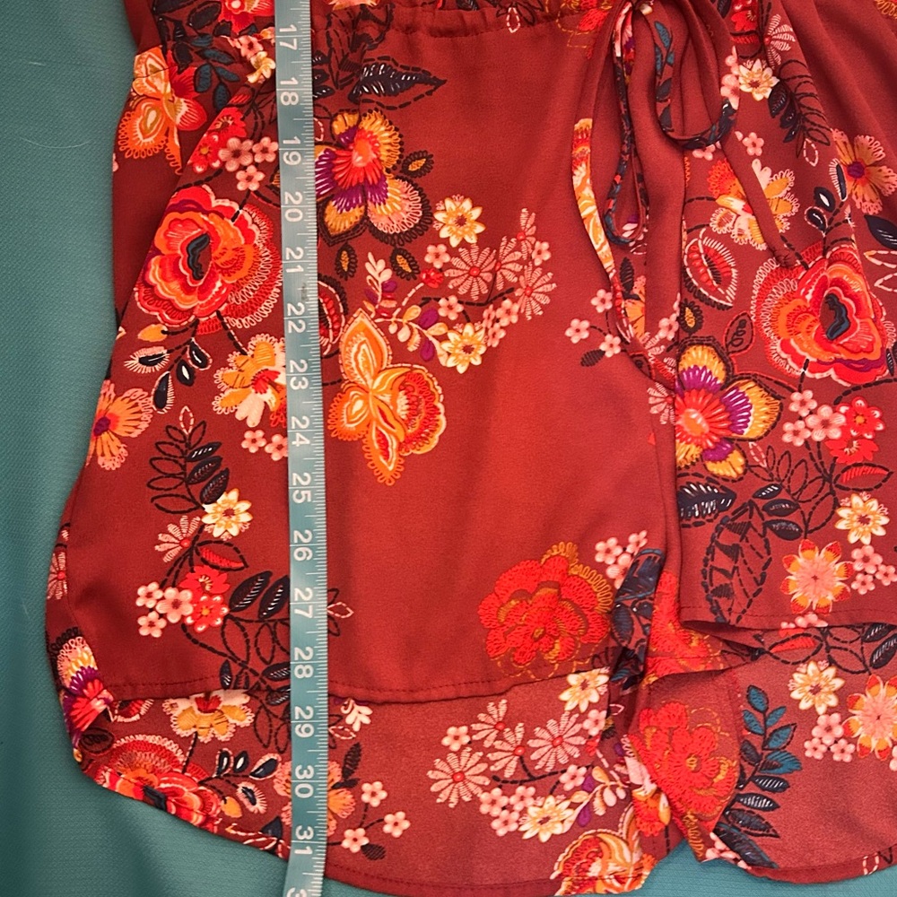Red Floral Romper Attached Choker. Long 3/4 Sleeve Size Medium Timing Mini - Picture 10 of 13